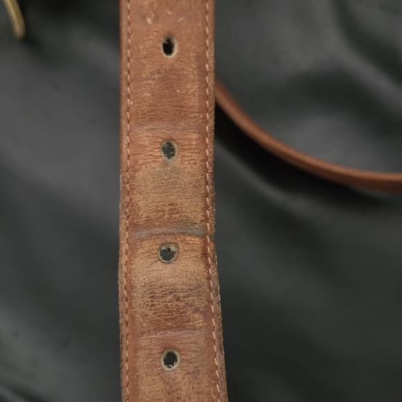 Coach 100% Tan Leather Belt with Brass Buckle 7 Adjustable Loops - Picture 9 of 10